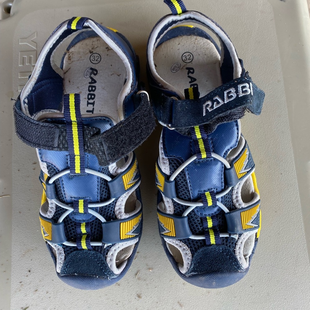 Boys rabbit Sandles